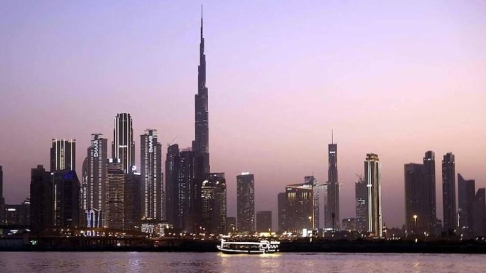 UAE travellers must declare valuables over Dh60,000 via Afseh platform UAE travellers must declare valuables over Dh60,000 via Afseh platform