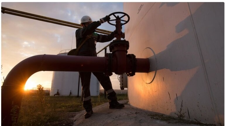 India could face $12 bn jump in oil bill if Russian crude imports stop: SBI report India could face $12 bn jump in oil bill if Russian crude imports stop: SBI report