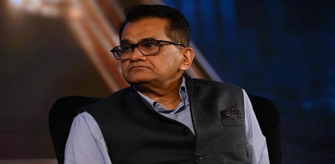 He pointed out that 55% of India’s population lives in the eastern region. “If the east grows, we grow with equity. These states must become India’s future growth champions.” He pointed out that 55% of India’s population lives in the eastern region. “If the east grows, we grow with equity. These states must become India’s future growth champions.”