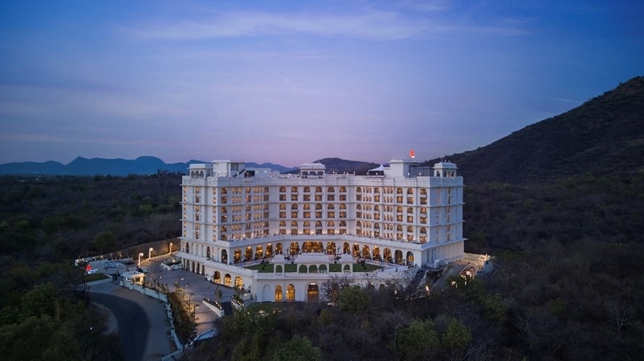 Marriott International’s debut in the City of Lakes blends the region’s palatial splendour with a cosmopolitan ease