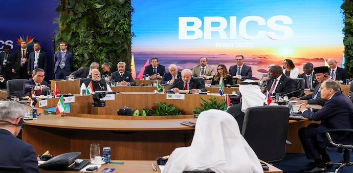 Former US diplomat blasts Treasury for brushing off BRICS Former US diplomat blasts Treasury for brushing off BRICS