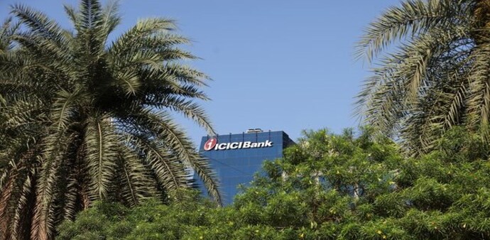 ICICI Bank minimum balance hike: RBI Governor says MAB is not under the apex bank's regulatory domain ICICI Bank minimum balance hike: RBI Governor says MAB is not under the apex bank's regulatory domain