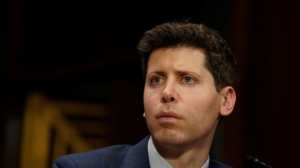 Where he sees near certainty is in the growth of redistribution mechanisms. “As society gets richer, redistribution will increase,” Altman predicted. 