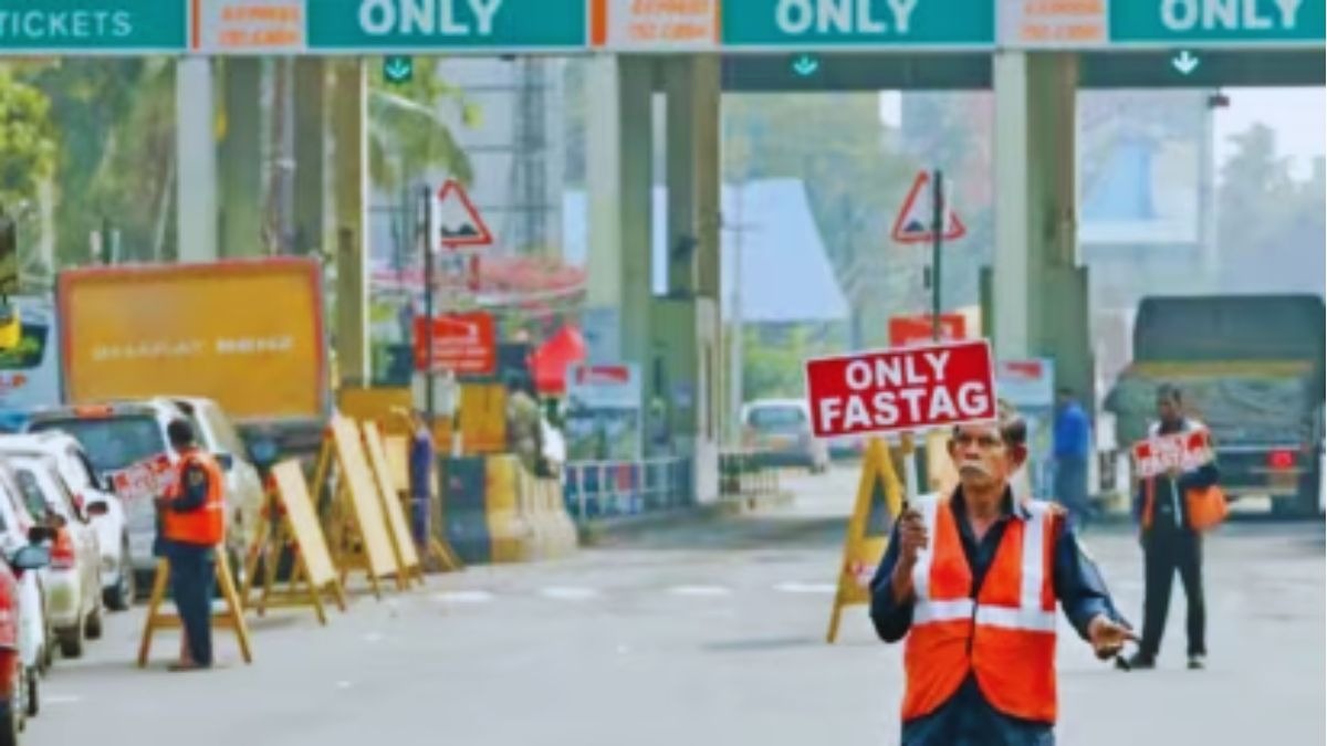 The pass is valid only on National Highway and Expressway toll plazas managed by NHAI/MoRTH.