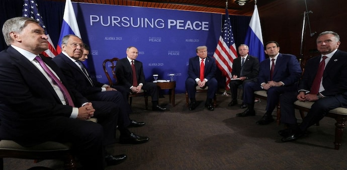 Trump last week announced a 25 percent hike in duties on U.S. imports from India—raising the overall tariff to 50 percent—as punishment for its continued Russian oil trade. Trump last week announced a 25 percent hike in duties on U.S. imports from India—raising the overall tariff to 50 percent—as punishment for its continued Russian oil trade.