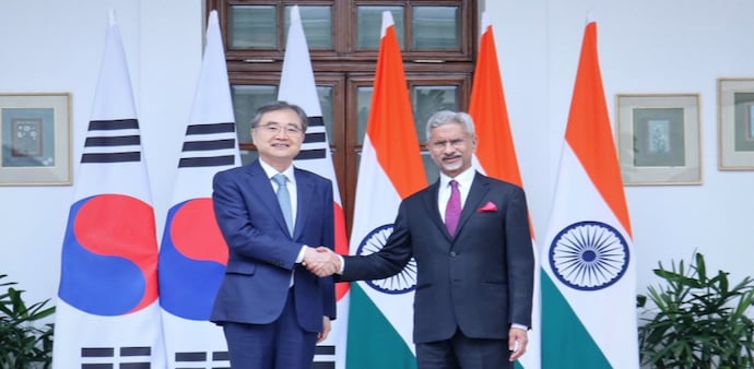 The meeting also marked the 10th anniversary of the India-Republic of Korea (ROK) Special Strategic Partnership. The meeting also marked the 10th anniversary of the India-Republic of Korea (ROK) Special Strategic Partnership.