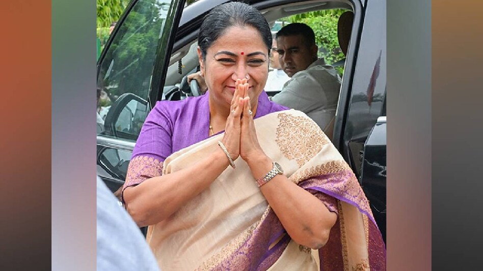 Another major change is that people will no longer be allowed to directly approach the chief minister during Jan Sunwai sessions Another major change is that people will no longer be allowed to directly approach the chief minister during Jan Sunwai sessions