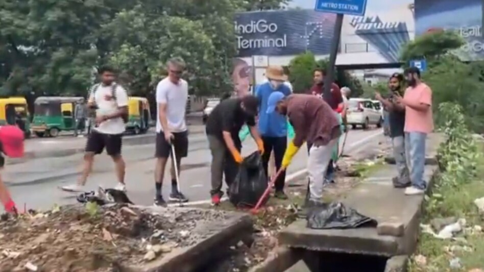 Clips of the clean-up drive quickly gained traction online, triggering sharp criticism over Gurugram's waste management. Clips of the clean-up drive quickly gained traction online, triggering sharp criticism over Gurugram's waste management.