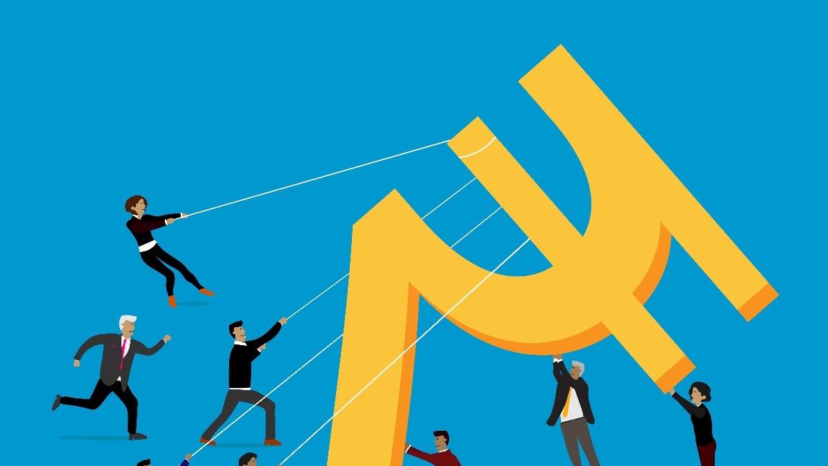 Shrivastava claimed in his post that the US is laughing at India right now as Indians are making the fall of INR into a political issue