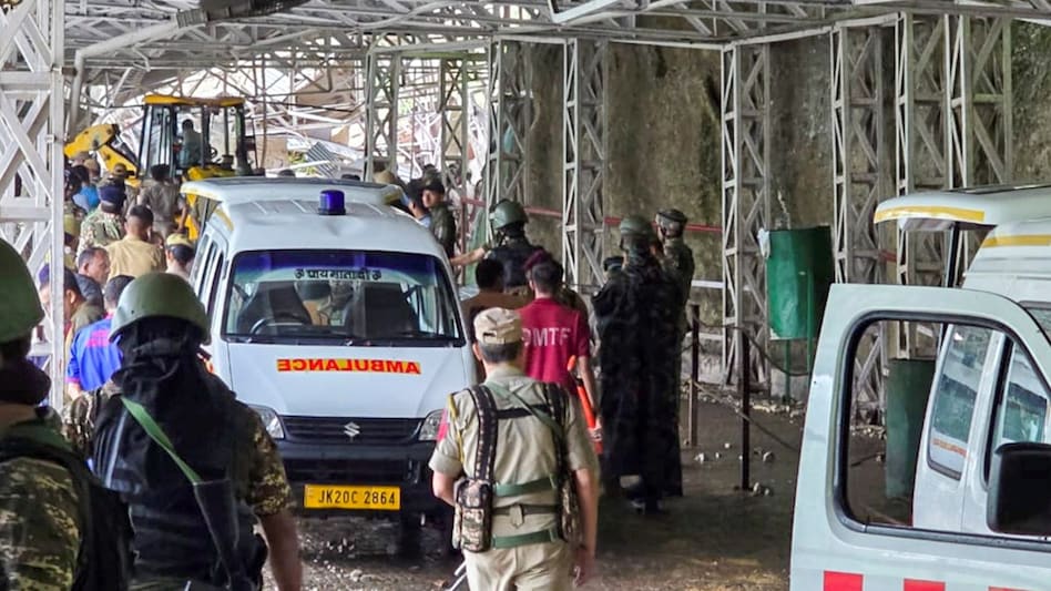 Vaishno Devi Board says landslide was a "force majeure" Vaishno Devi Board says landslide was a "force majeure"