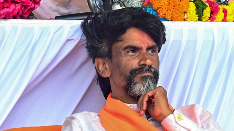 He added that his supporters would vacate the protest site once the government issued a resolution. He added that his supporters would vacate the protest site once the government issued a resolution.