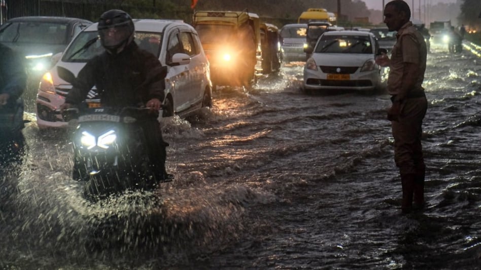 A similar flood watch is underway in Chandigarh, Noida, Ghaziabad, and other NCR regions. A similar flood watch is underway in Chandigarh, Noida, Ghaziabad, and other NCR regions.