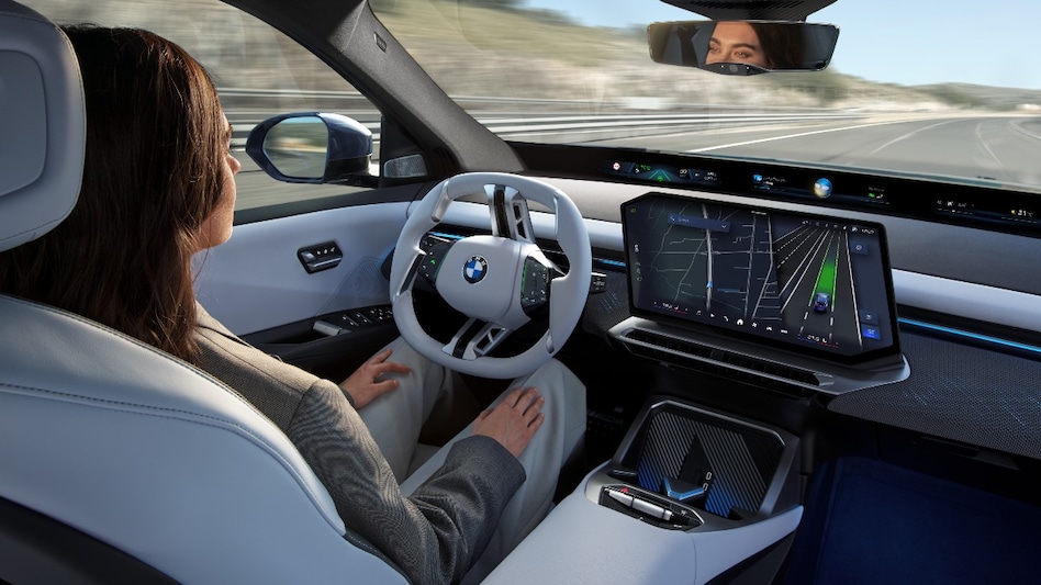 Qualcomm and BMW unveil Snapdragon Ride Pilot automated driving system in BMW iX3 Qualcomm and BMW unveil Snapdragon Ride Pilot automated driving system in BMW iX3