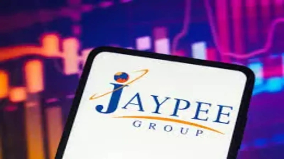 Earlier this year, 25 companies had expressed interest in acquiring JAL.