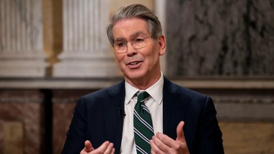 Bessent hinted at fallback options but admitted they would “diminish President Trump’s negotiating position.” D Bessent hinted at fallback options but admitted they would “diminish President Trump’s negotiating position.” D