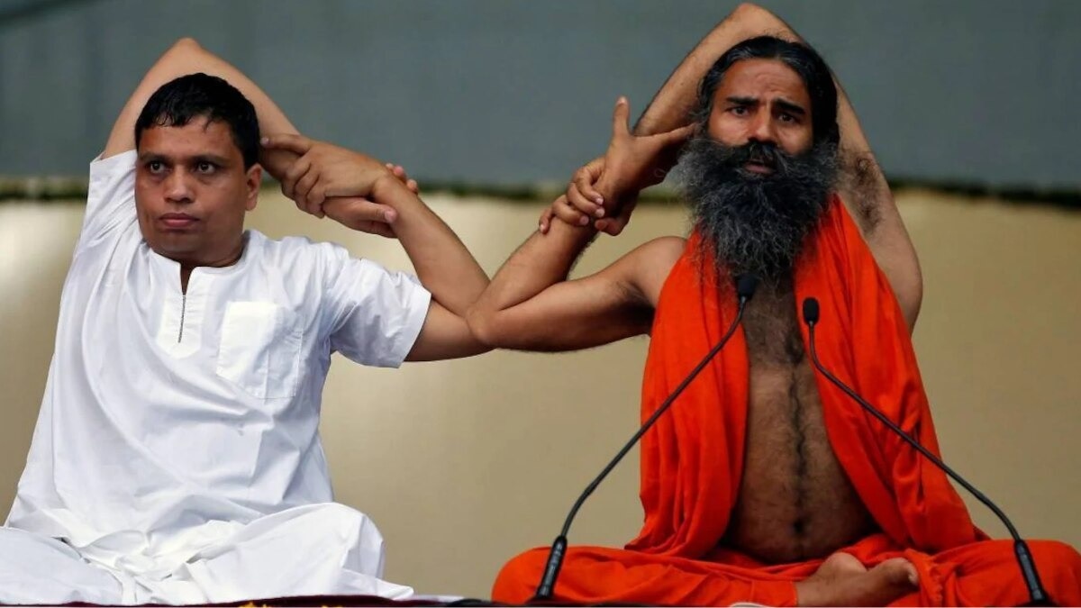 Acharya Balkrishna with Ramdev: Report finds violation of tender norms in Uttarakhand project by Balkrishna