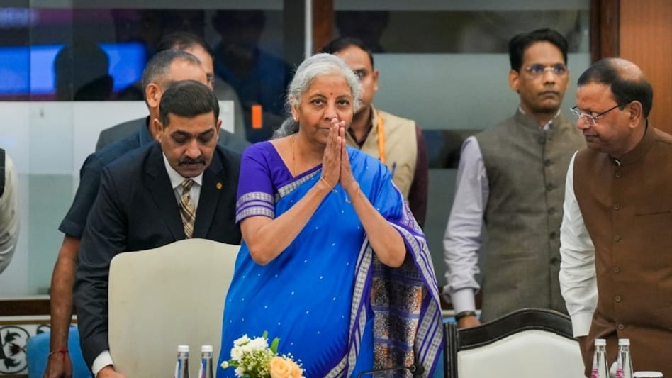 Finance Minister Nirmala Sitharaman hints at insurance bill in the Winter Session Finance Minister Nirmala Sitharaman hints at insurance bill in the Winter Session