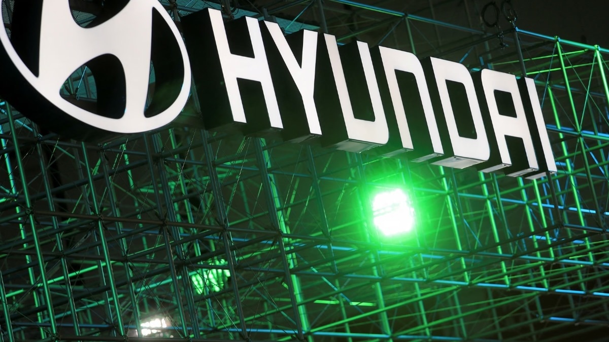 Hyundai said the agreement, effective from April 1, 2024, to March 31, 2027, includes an industry-leading salary hike of Rs 31,000 per month. Hyundai said the agreement, effective from April 1, 2024, to March 31, 2027, includes an industry-leading salary hike of Rs 31,000 per month.
