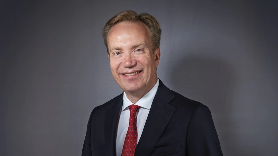 Brende acknowledged that some “small worries” persist, particularly around inflation, but emphasised that overall the economy remains “very robust.” Brende acknowledged that some “small worries” persist, particularly around inflation, but emphasised that overall the economy remains “very robust.”