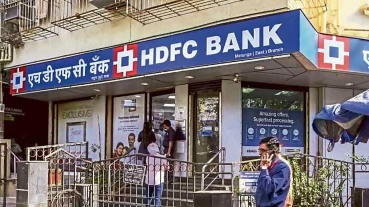 HDFC Bank said that the alleged behaviour of the telecaller is unacceptable and against its core values. HDFC Bank said that the alleged behaviour of the telecaller is unacceptable and against its core values.