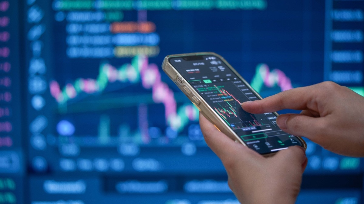 Both indices, Sensex and Nifty, rose nearly 1 per cent during the week, supported by positive cues from India–US trade talks and the US Federal Reserve’s first rate cut of 2025. Both indices, Sensex and Nifty, rose nearly 1 per cent during the week, supported by positive cues from India–US trade talks and the US Federal Reserve’s first rate cut of 2025.