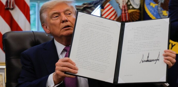 The White House is positioning the $100,000 H-1B visa fee as a direct countermeasure to what it views as a broken system The White House is positioning the $100,000 H-1B visa fee as a direct countermeasure to what it views as a broken system