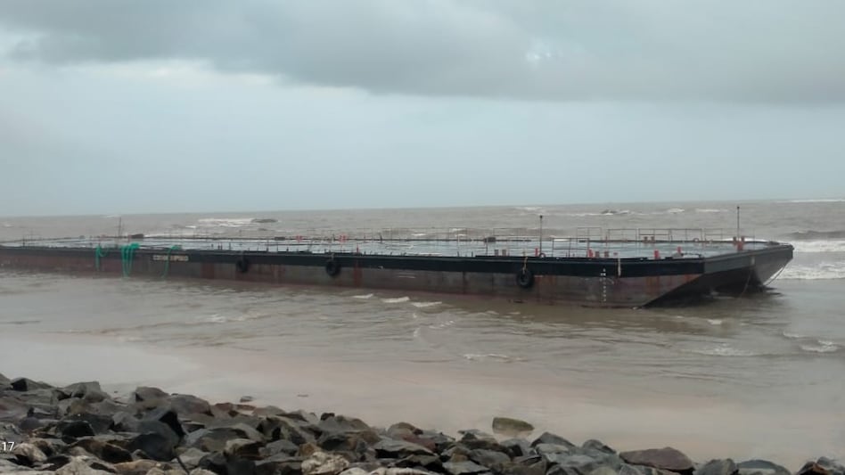 Cochin Shipyard stock slipped 2.41% intra day to a low of Rs 1876 on Tuesday. Cochin Shipyard stock slipped 2.41% intra day to a low of Rs 1876 on Tuesday.