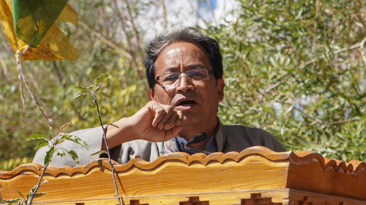 At a press conference held in Delhi, the KDA strongly pushed back against allegations linking Wangchuk to Pakistan or inciting violence. At a press conference held in Delhi, the KDA strongly pushed back against allegations linking Wangchuk to Pakistan or inciting violence.