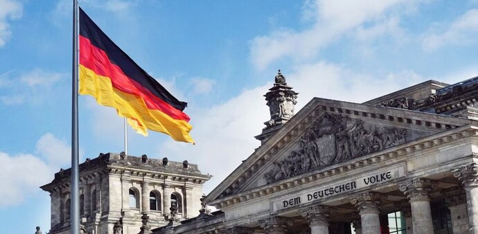 Germany reverses fast-track citizenship programme as conservatives push stricter migration rules Germany reverses fast-track citizenship programme as conservatives push stricter migration rules