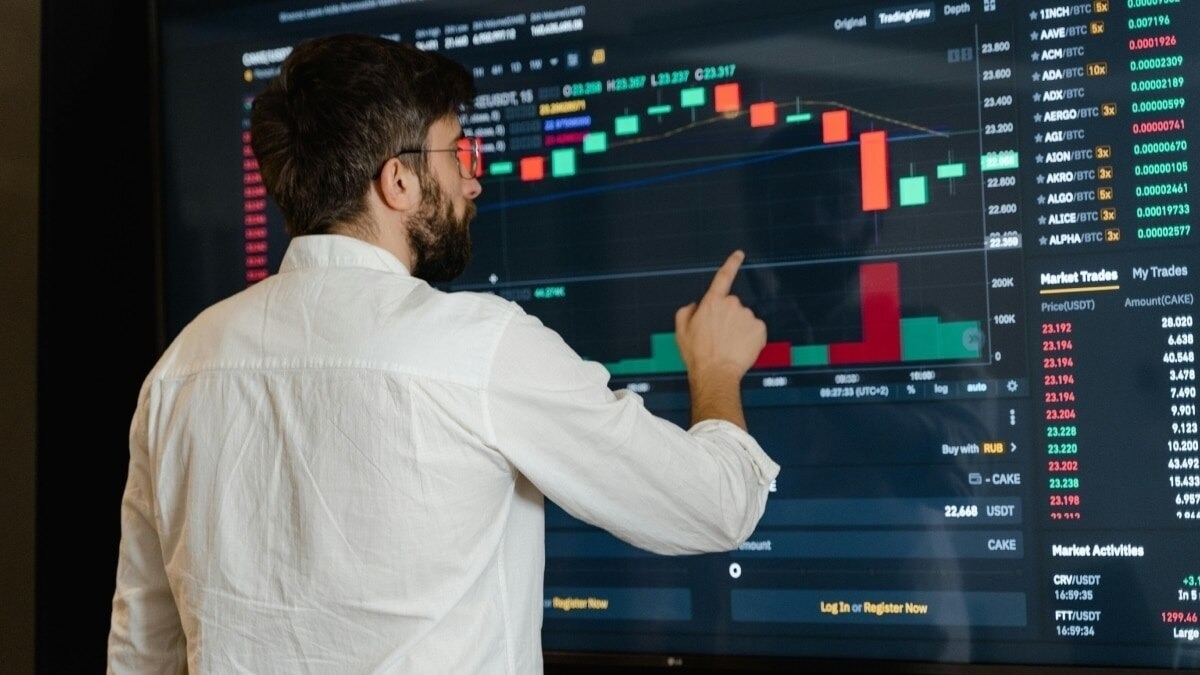 On Thursday, the stock was trading 0.79 per cent higher at Rs 361.85, extending a three-session winning run. The stock is 43 per cent above its 52-week trough of Rs 252.50.