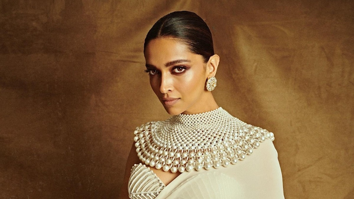 Deepika Padukone says male superstars working for 8 hours a day has never made headlines