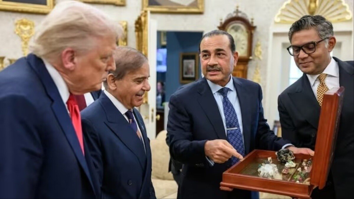 US has denied reports that stated it is supplying AMRAAMs to Pakistan