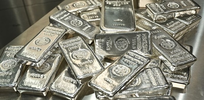 Unlike gold, which often requires substantial capital, silver offers an approachable entry point for retail investors. Unlike gold, which often requires substantial capital, silver offers an approachable entry point for retail investors.