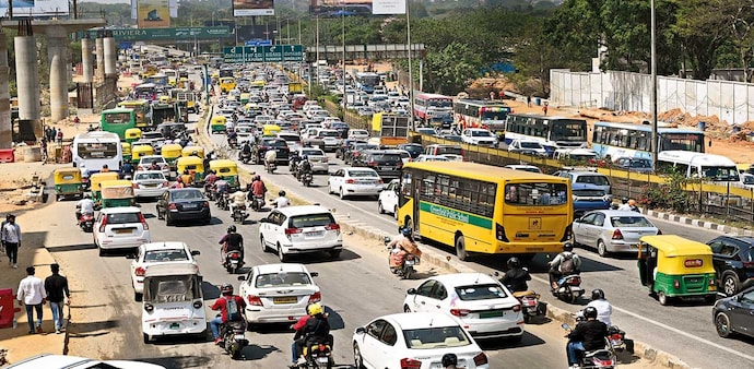 Bangalore continues to dominate India’s flex market, accounting for 31% of total stock, buoyed by its mature tech ecosystem and diverse occupier base. Bangalore continues to dominate India’s flex market, accounting for 31% of total stock, buoyed by its mature tech ecosystem and diverse occupier base.