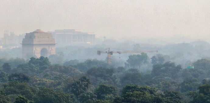 The India Meteorological Department (IMD) has forecast thick smog and shallow fog over the next few mornings. The India Meteorological Department (IMD) has forecast thick smog and shallow fog over the next few mornings.
