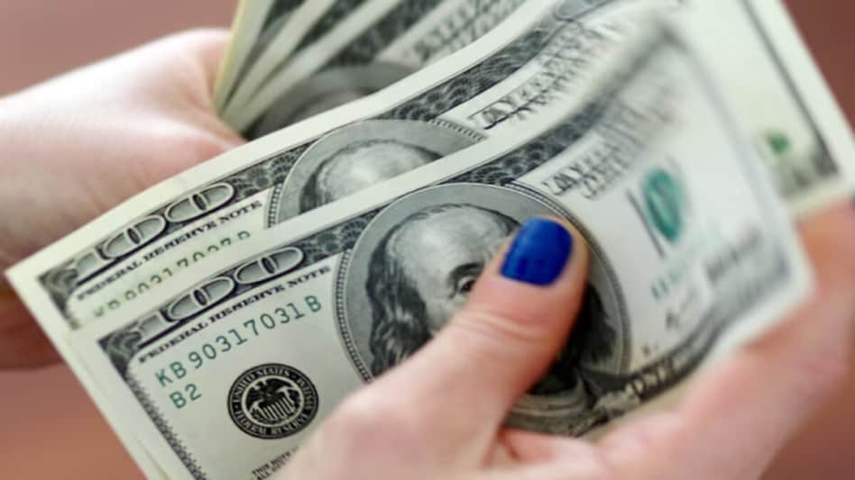 So far in October, FPIs have turned modest net buyers of Rs 653 crore, after three straight months of selling. So far in October, FPIs have turned modest net buyers of Rs 653 crore, after three straight months of selling.