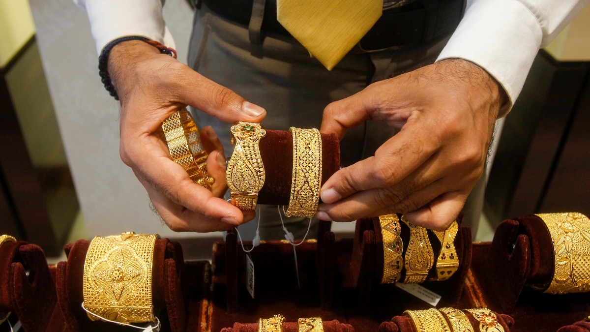 Shami doesn’t dismiss gold entirely. He recommends a 10–20% allocation for diversification during geopolitical shocks. But beyond that, the numbers don’t justify the obsession.