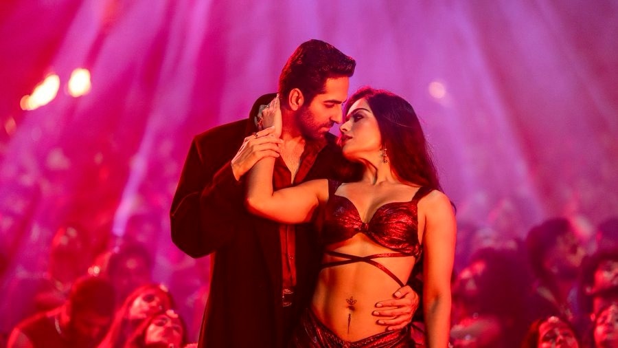  The latest movie from Maddock Horror Comedy Universe opened to mixed reviews from moveigoers