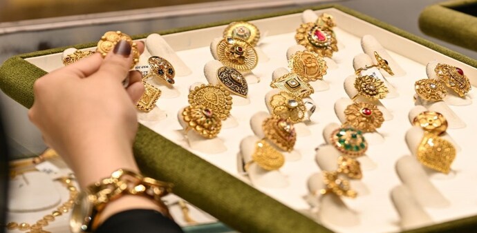 Akshat Shrivastava warns of gold paradox Akshat Shrivastava warns of gold paradox