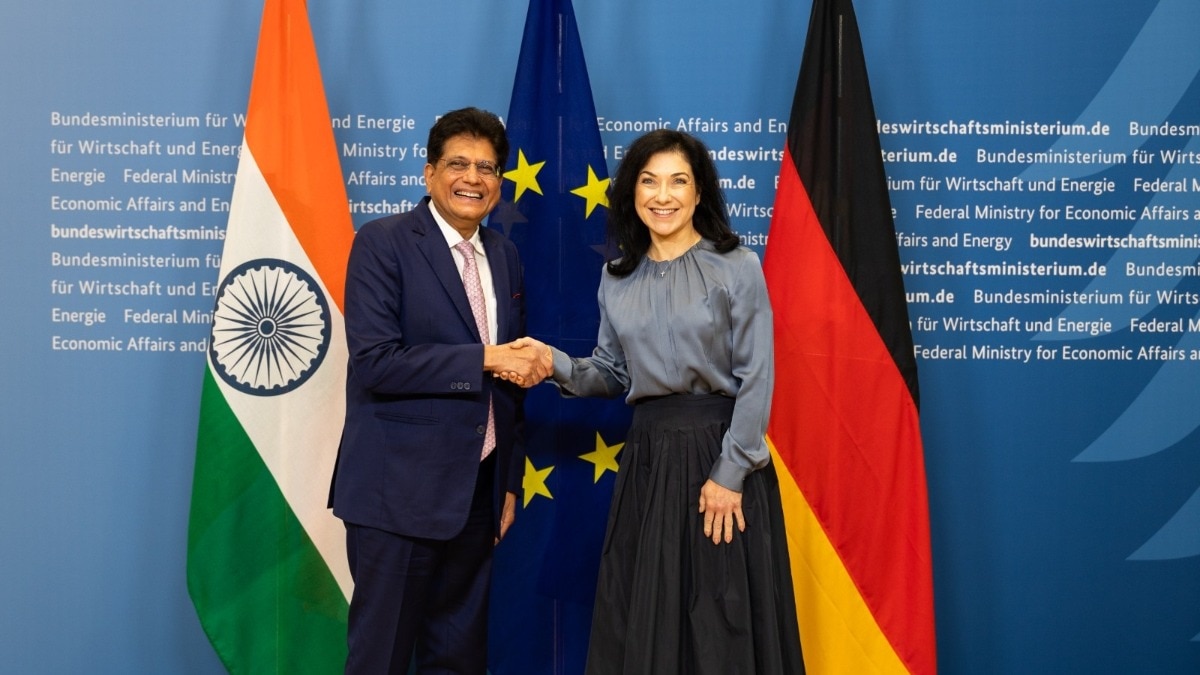 During his visit to Berlin, Goyal met German Federal Minister for Economic Affairs and Energy Katherina Reiche.