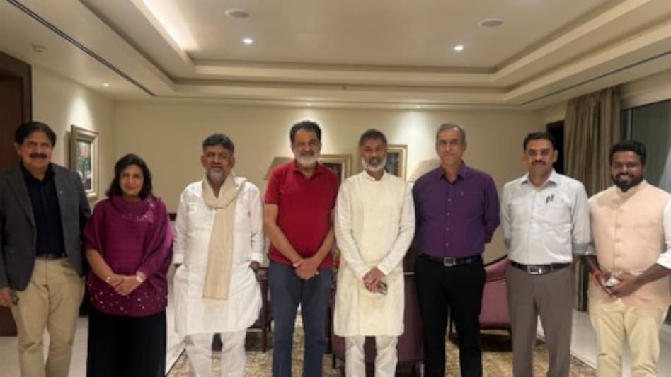 The meeting follows a public spat between Shaw and Shivakumar on social media. The meeting follows a public spat between Shaw and Shivakumar on social media.