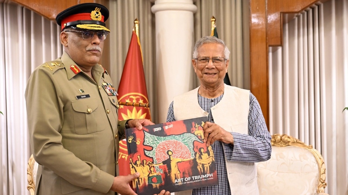 Yunus gifts map to Pakistani general showing Northeast as part of Bangladesh; stirs row