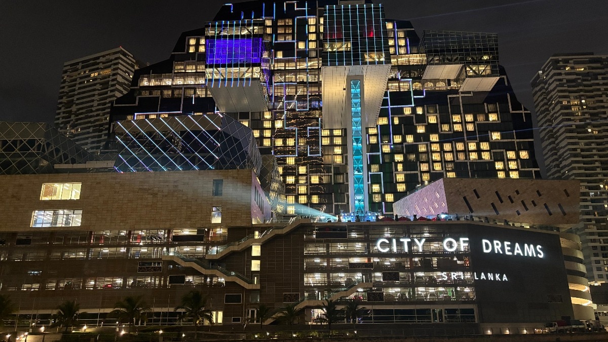 Sri Lanka's visa-free plan for 40 nations on hold amid legal row over private visa deal