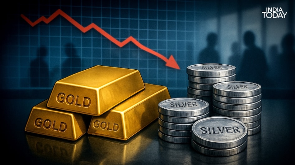Gold prices declined on October 31 as a stronger dollar weighed on the metal amid uncertainty about the timing and pace of future U.S. Federal Reserve rate cuts. Gold prices declined on October 31 as a stronger dollar weighed on the metal amid uncertainty about the timing and pace of future U.S. Federal Reserve rate cuts.