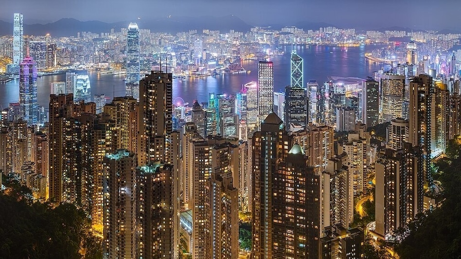 Hong Kong to grant visa-free access to more professionals under talent facilitation plan Hong Kong to grant visa-free access to more professionals under talent facilitation plan