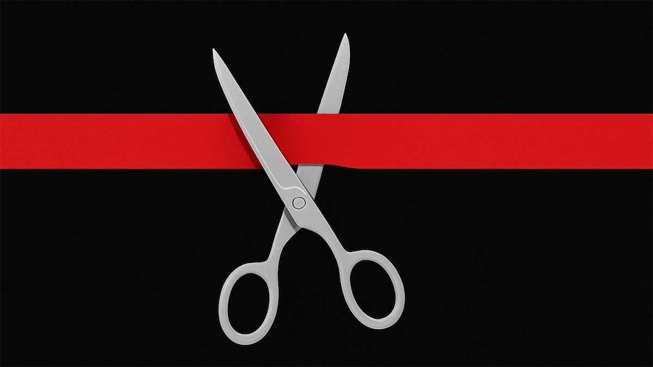 Jaineel criticized media and startup discourse for focusing obsessively on valuations and IPOs while ignoring everyday operational roadblocks that threaten genuine entrepreneurship. Jaineel criticized media and startup discourse for focusing obsessively on valuations and IPOs while ignoring everyday operational roadblocks that threaten genuine entrepreneurship.