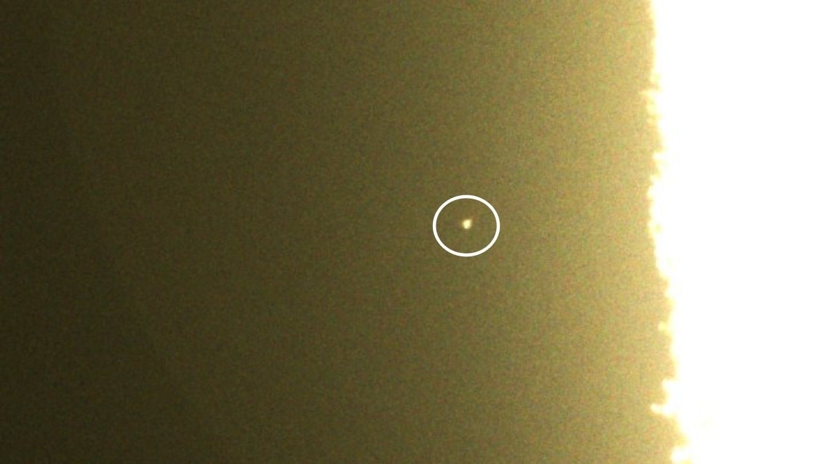 Two meteors, one Moon: Japanese astronomer captures breathtaking cosmic moment