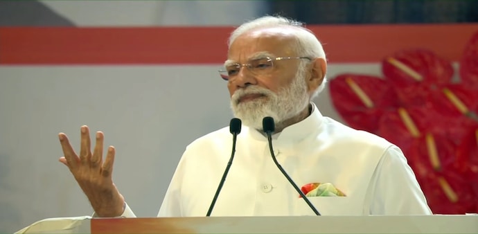PM Modi meeting with exporters: Govt asks banks to be more flexible in extending credit PM Modi meeting with exporters: Govt asks banks to be more flexible in extending credit