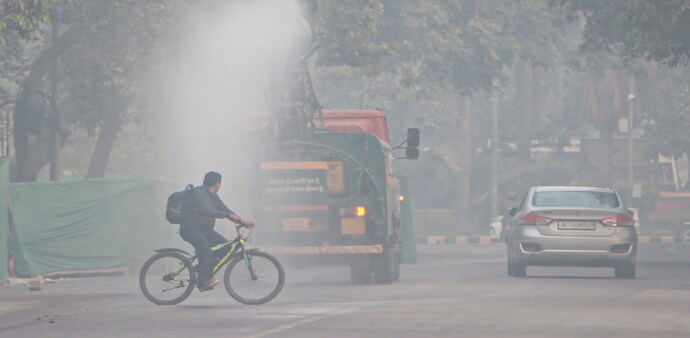 Delhi AQI at 'very poor' category as SC hears plea on stubble burning Delhi AQI at 'very poor' category as SC hears plea on stubble burning