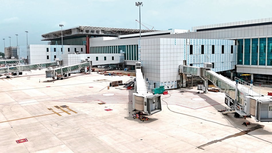 Can India become the next airport hub like Doha, Dubai, and Singapore? Can India become the next airport hub like Doha, Dubai, and Singapore?